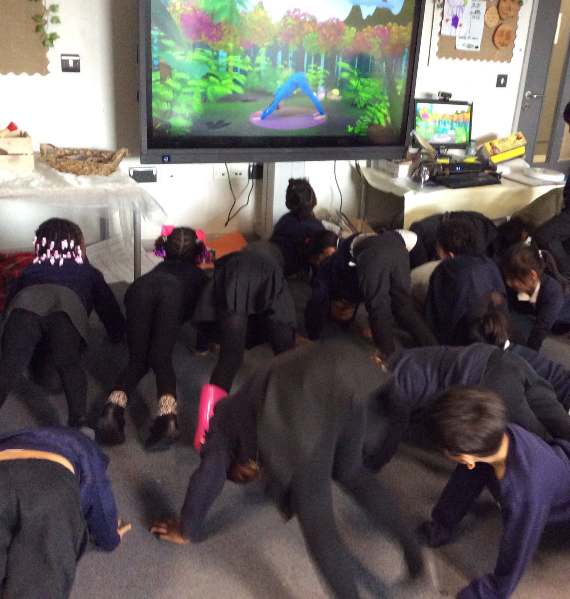 We did yoga to calm our bodies down... #meditation #earlyyears #Mindfulness <a href="/LozellsPrimary/">LozellsPrimarySchool</a>