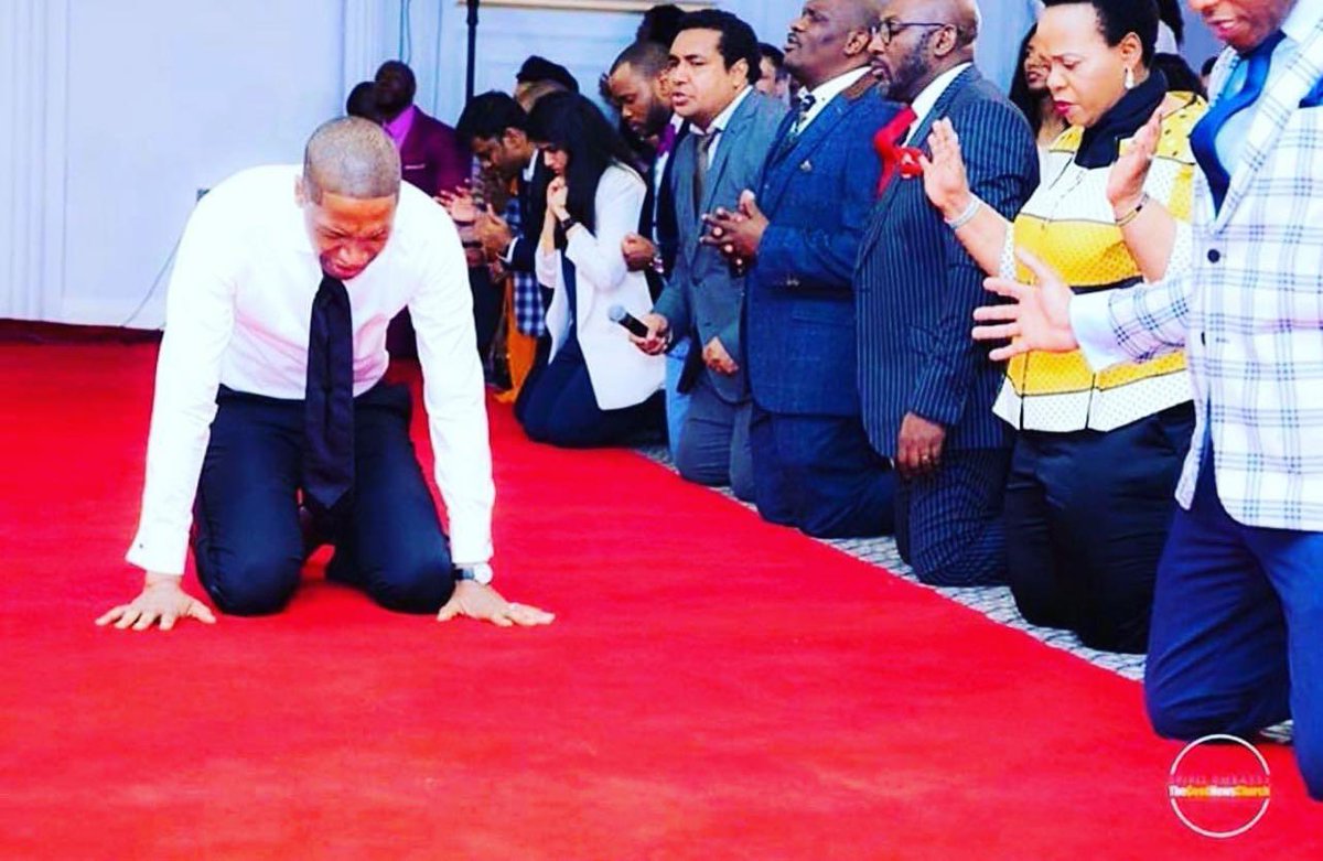 UebertAngel's tweet photo. This is the ONLY way I KNOW how to FIGHT my BATTLES. I am not out there paying sons and daughters to fight ON MY BEHALF using all means EXCEPT holy means. My KNEES are my BATTLE PLAN and I leave God to choose the OUTCOME!
#DontRevengeBeOnYourKnees https://t.co/15GeEIyuyq