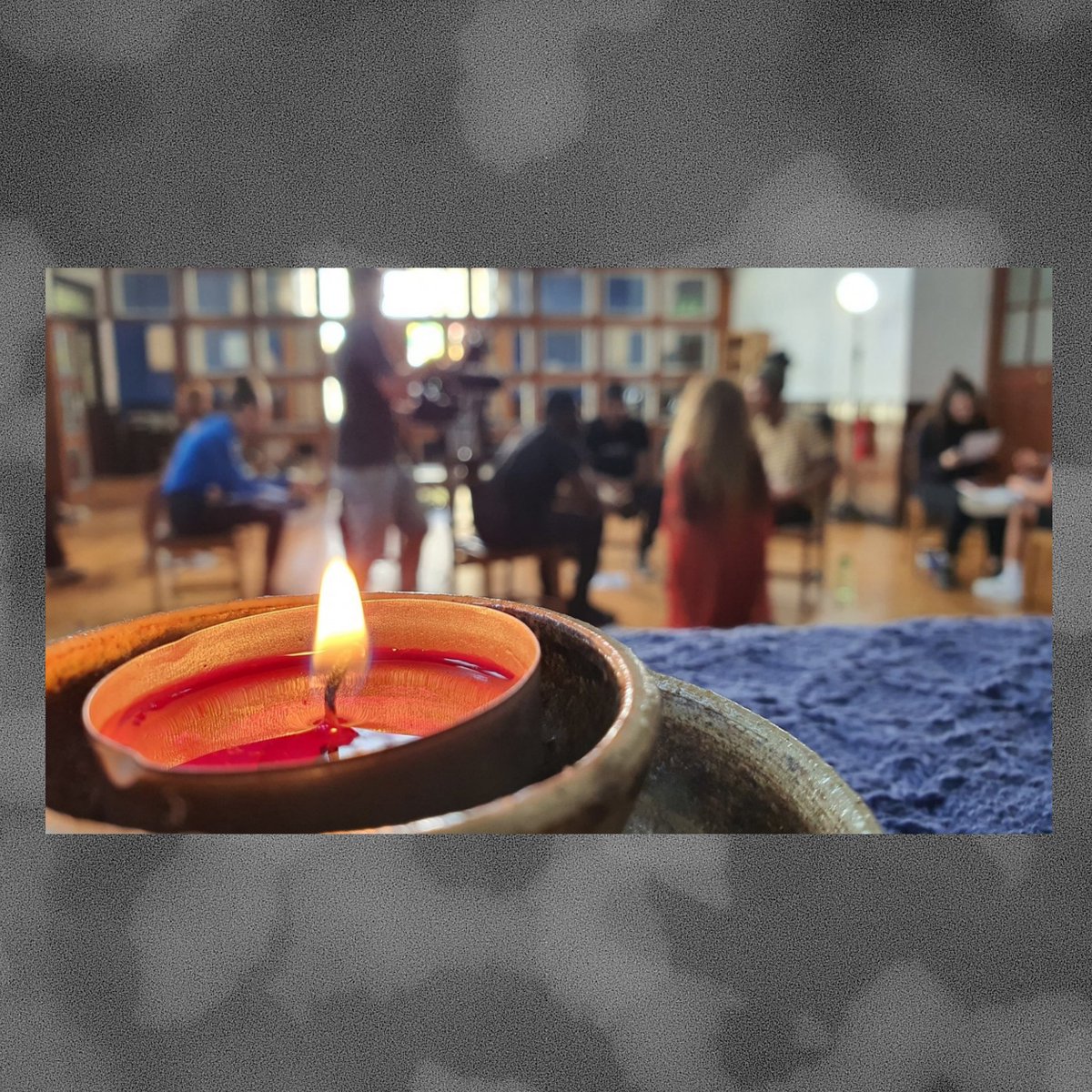 <a href="/TheStevensTech/">The Stevens Technique</a> is a radical and organic practice, for actors and people, to help heal and find #personalfreedom and creativity.

Used as an #actingtechnique and for #wellbeing, #TheStevensTechnique has grown, and evolved since 2006. 

Photo by <a href="/AbbieRElliott/">Abbie 🌱</a>