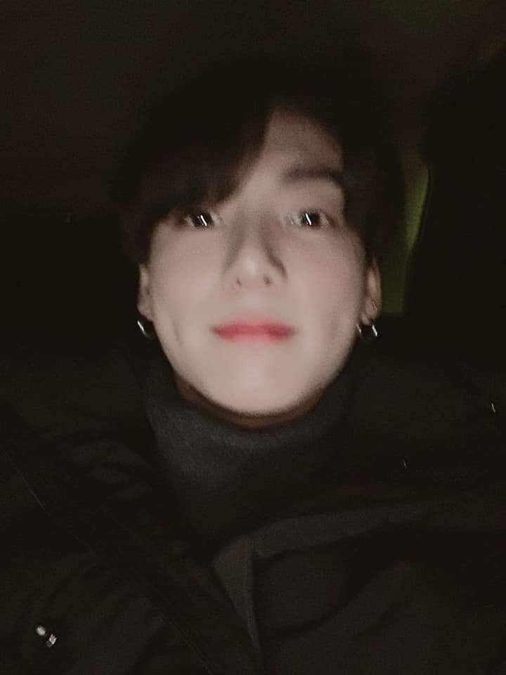 don& #39;t u just miss his car selca?