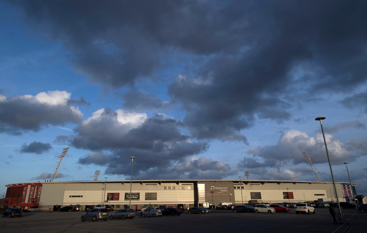 ☀️ Fancy some bank holiday weekend bargains?

🚗 The Car Boot and Sunday Market is back on Sunday (May 2).

📍 Keepmoat Stadium, DN4 5JW

⏰ Traders 5:30am Visitors 6:30am

All the information you will need 👇
💻 bit.ly/3eiZvNz

#cdfamily