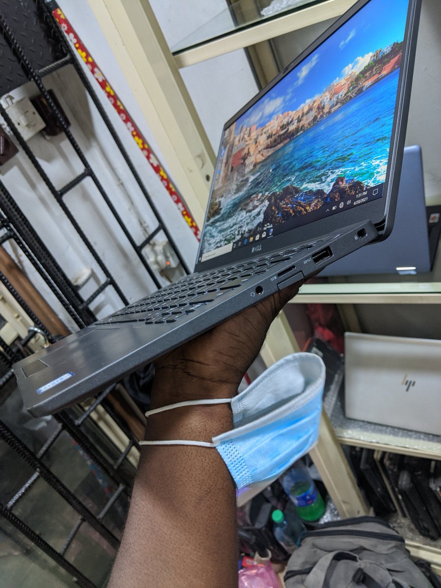 TechVisorNG's tweet image. Dell latitude 7400

Intel Core i5 - 8365U
256 SSD Storage
8G Ram
14 inches Full HD

#260k

Wizkid Aisha Buhari Remi Tinubu CCTV