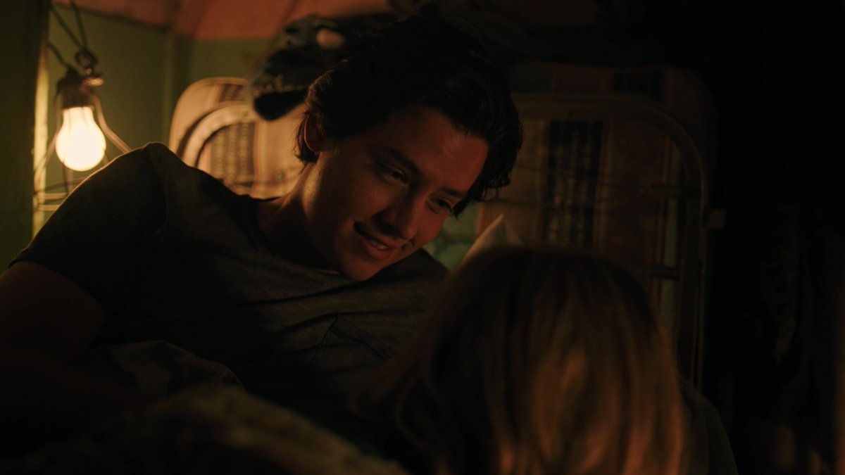 Bughead Updates tweet media