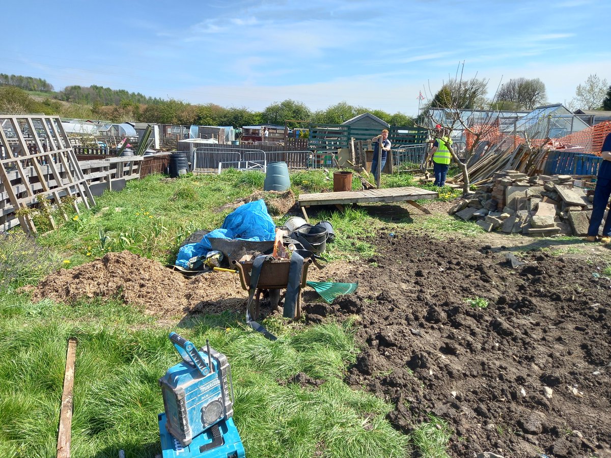 Artful Make it Happen tweet media