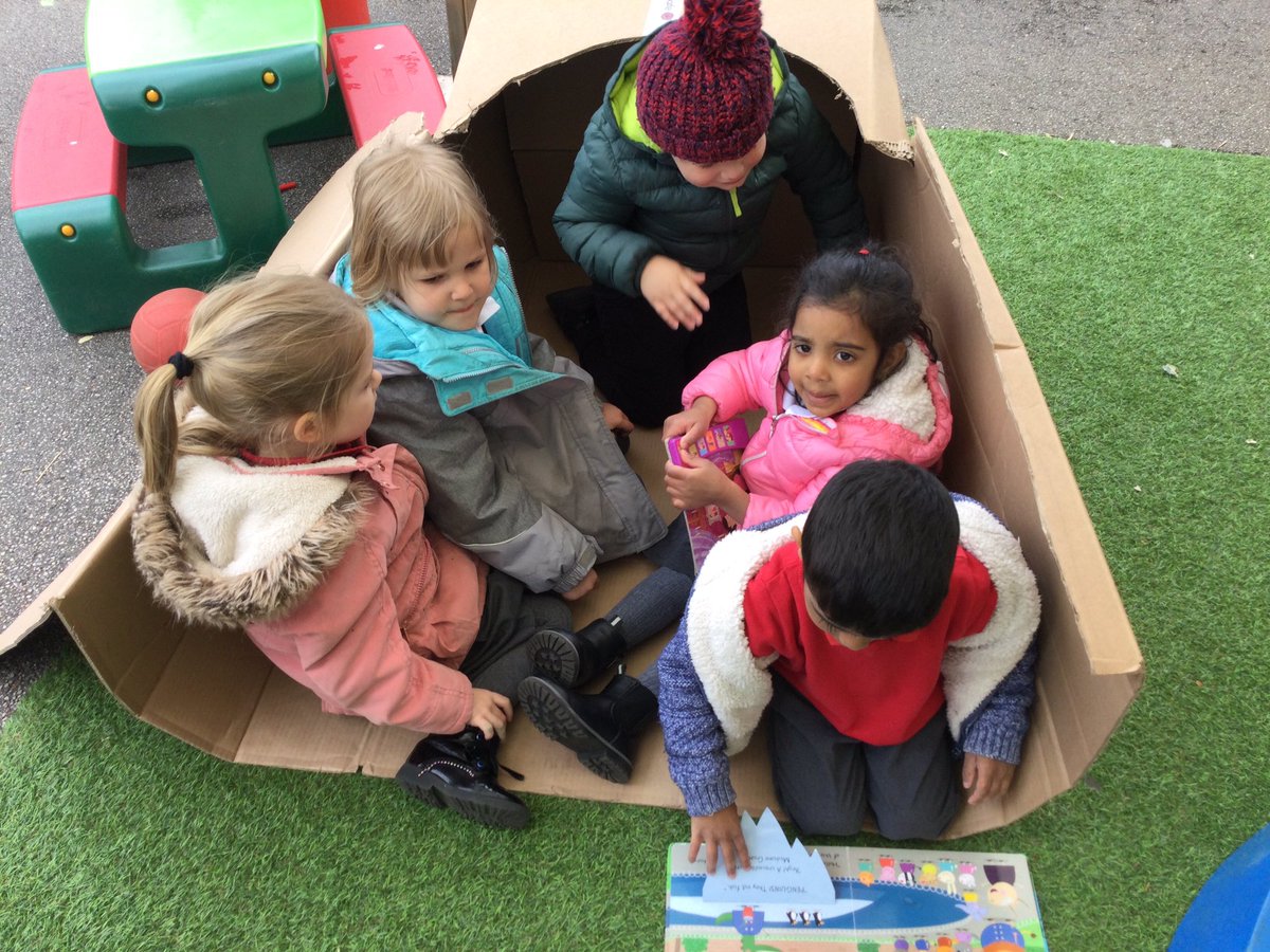 WMPrimaryF2's tweet image. Fun outdoors. #PlayingAndLearningTogether