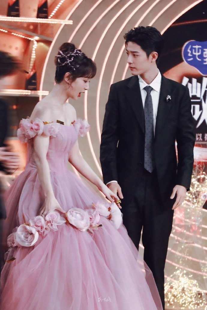 xzTheatreActor's tweet photo. Oath of Love pls come home or give us some new content🙏. Until when should I feed on Xiao Zhan and Yang Zi's award show content https://t.co/tenER7FG8e