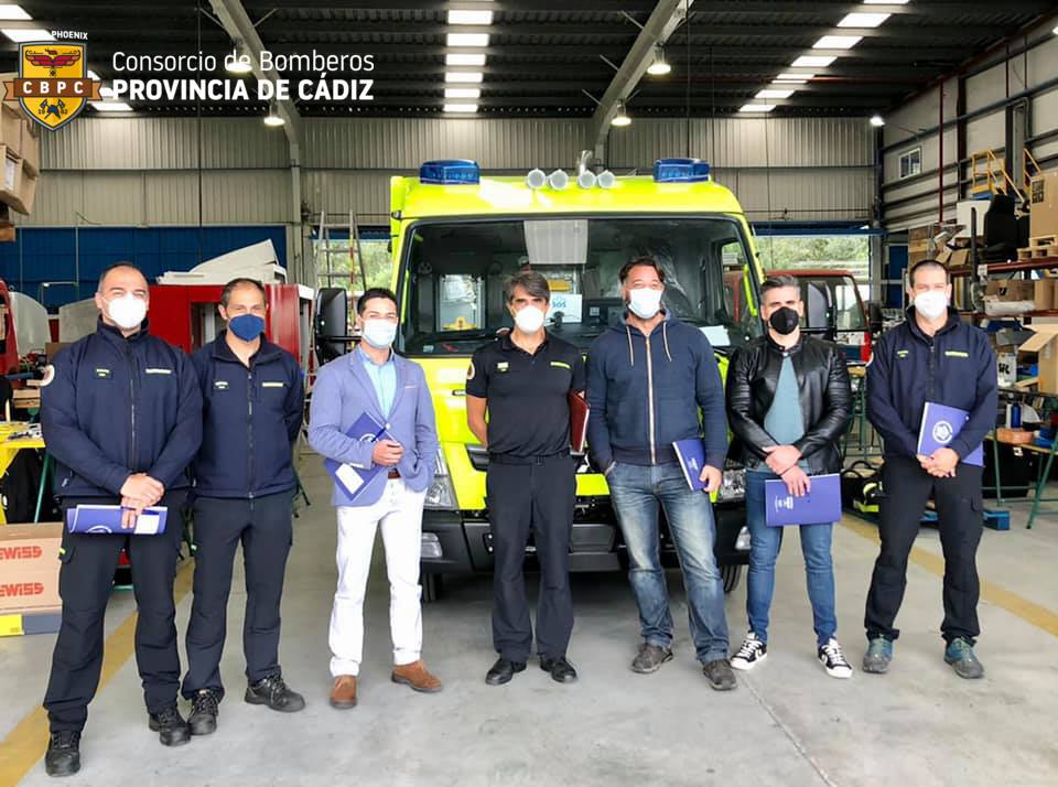 BomberosCbpc's tweet image. 🔵 Visita a las instalaciones @SurtruckSL de #Sevilla donde se fabrican los 23 camiones para el @BomberosCbpc #Cádiz  

👉 Con representantes de todas secciones sindicales del #CBPC para mostrar el estado de la primera unidad (camión prototipo) que se está fabricando