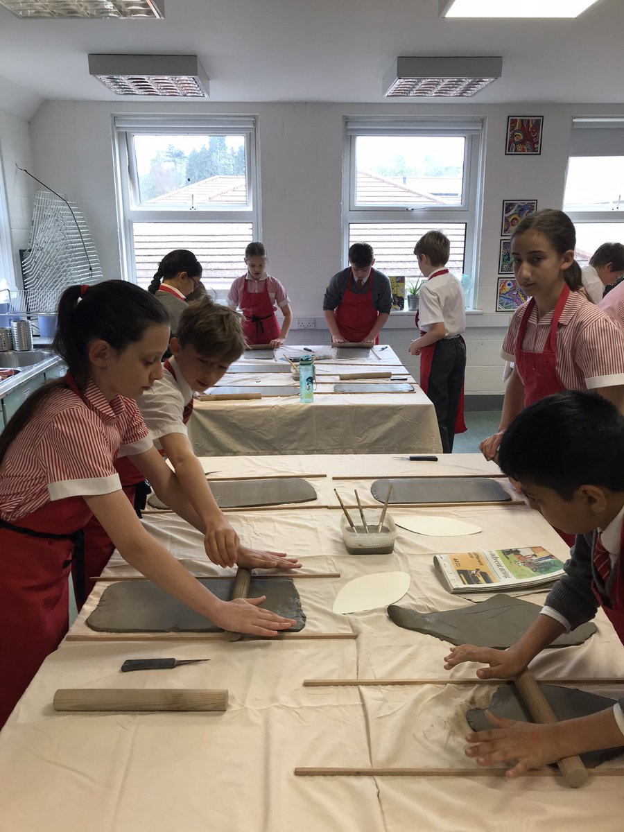 BGS_ArtDpt's tweet photo. The art room was buzzing this morning as the Year six children began making their clay fish #BGS_ArtDpt #ceramicproject #havingfun https://t.co/7pbp9qoZCL