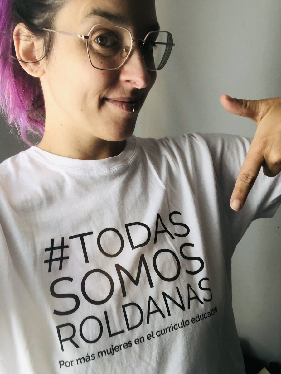 Venga! ya es hora de que las artsitas estén en las aulas! Tenemos una propuesta estupenda. Quereis conocerla? <a href="/educaciongob/">Ministerio de Educación, FP y Deportes</a> <a href="/CelaaIsabel/">Isabel Celaá</a> <a href="/InstMujeres/">Instituto de las Mujeres</a> <a href="/IreneMontero/">Irene Montero</a> <a href="/IgualdadGob/">Ministerio de Igualdad</a>  <a href="/somoslaRoldana/">LaRoldana</a>