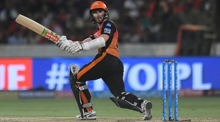 2018 - THE PEAK YEAR OF KANE WILLIAMSON. He got the leadership of SRH in the absence of Warner. He lead his side from the front and scored 735 runs at an average of 52.50 with a S/R of 142.44. He scored 8 fifties with the best of 84. He won the Orange Cap with SRH reaching finals