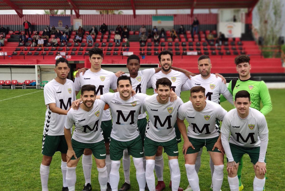 “𝕃𝕒 ú𝕟𝕚𝕔𝕒 𝕕𝕖𝕣𝕣𝕠𝕥𝕒 𝕖𝕤 𝕣𝕖𝕟𝕕𝕚𝕣𝕤𝕖. 𝕋𝕠𝕕𝕠 𝕝𝕠 𝕕𝕖𝕞á𝕤 𝕖𝕤 𝕔𝕒𝕞𝕚𝕟𝕠”

Ahora más que nunca. 

🔴 <a href="/CDSanServan/">CD San Serván</a> ⚪️