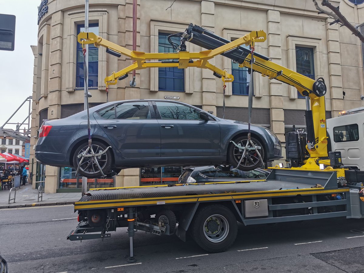 CaFNottmCity's tweet photo. If you park in an #accessible space & misuse a #BlueBadge, you may find this happens!
#RespectTheBadge
Identified by @ParkingTeamNttm Officer, @REACTNottingham visited the holder, @CP_VehiclePound enforced & I interviewed the driver.
#Teamwork to #stopmisuse in #Nottingham https://t.co/4Er3dRwSiu