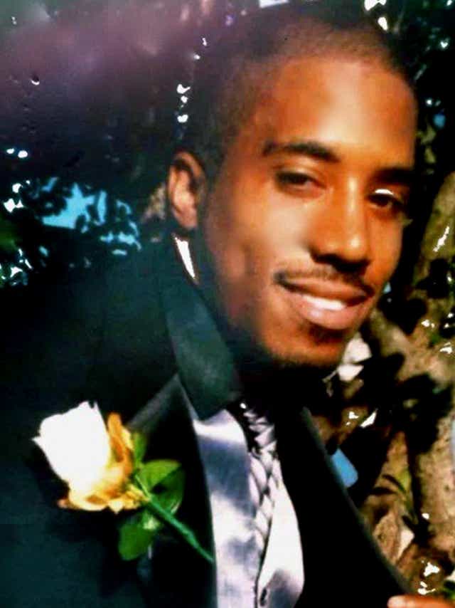 14. Dontre Hamilton, age 31, died April 30, 2014Suffering from mental illness, Dontre was asleep on a bench in a park when cops found him. Doing nothing wrong, he was startled, a confrontation ensued & cops fatally shot him 14x. #justiceforDontre  #dontrehamilton  #sayhisname