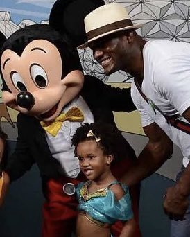 jakepaul's tweet image. Hmmmm how’s he gonna explain this one? 🤔🤔🤔