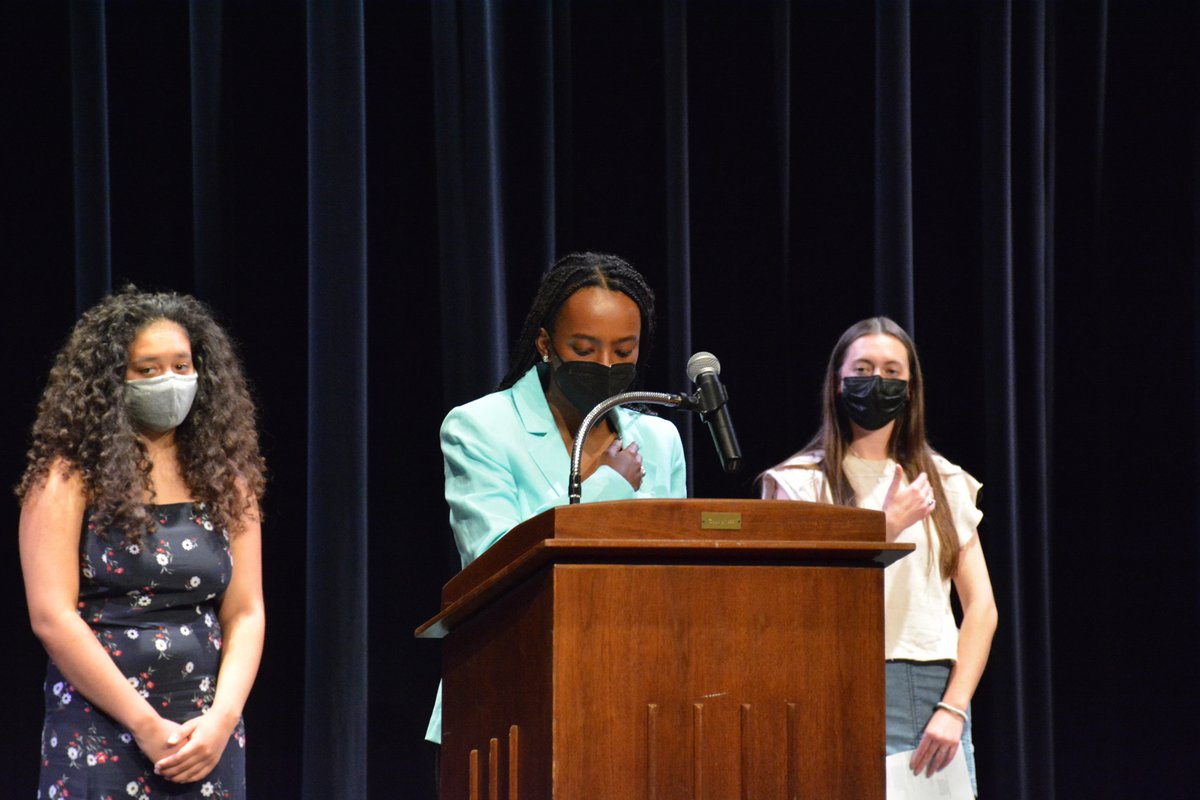 AHC_news's tweet image. Congratulations to the juniors and seniors who were inducted into the National Honor Society, the Science National Honor Society, and the World Languages Honor Societies in a special hybrid ceremony on Tuesday evening! #EmpoweredGirls #TartanStrong @ADWCathSchools