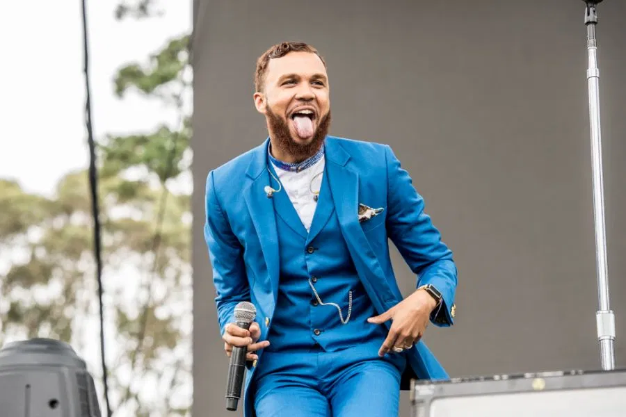 2.Jidenna Theodore Mobisson popularly known as "JIDENNA", is a American rapper, singer, songwriter, and record producer. In 2015, Jidenna released hit single, "Classic Man" which got a Grammy notification and massive airplay.He is an Indigene of Enugu.Neymar | Spotify