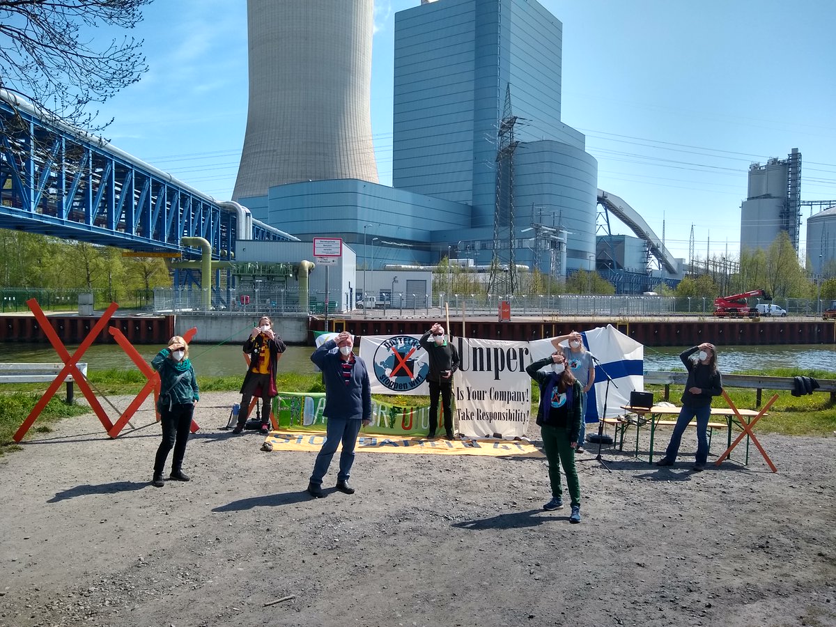 Ska_Pkamp's tweet photo. @Fortum stop your greenwashing now, get rid of #Datteln4 and quit fossil fuels today!
#ShameOnFortum #FortumFacepalm https://t.co/N43sq9jJdK