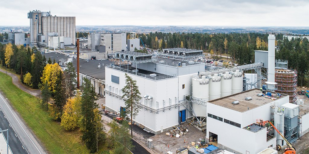 Our xylitol factory has won the Finnish Chemical Society’s circular economy innovation award! Within a week an other great circular economy award to the factory, which will produce #xylitol out of oat hulls, a side stream of milling. #northernmagicmadereal bddy.me/3nulRjl