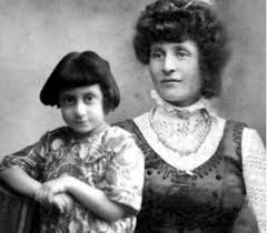  #TIL - Fascist dictator  #Mussolini had a wife he refused to acknowledge in public - Ida Irene Dalser. Even a son - Albino Mussolini!Ida was placed under surveillance by the police, and paper evidence of their relationship was tracked down and destroyed by government agents.
