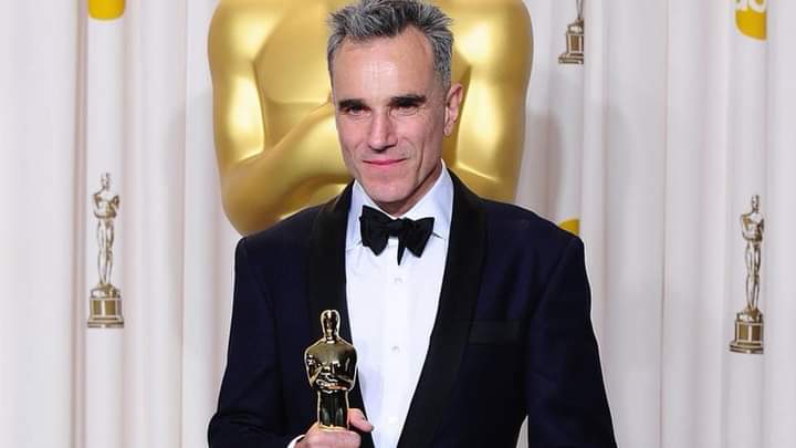 WISH YOU HAPPY BIRTHDAY (DANIEL DAY LEWIS) 