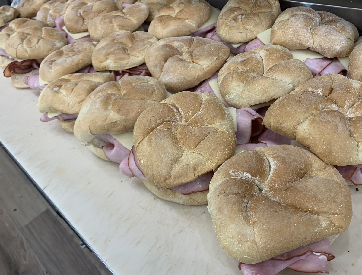 Ready to feed <a href="/BrooklineFood/">Brookline Food Pantry</a> Thx <a href="/cindycreem/">Cynthia Creem</a> @BrooklineChmbr for coordinating. Want this deliciousness at 🏠 order #homedelivery michaelsdelibrookline.com #charity #delicatessen #bestofboston #familybusiness #feedingthecommunity #eatlocal #supportlocal #projecttakeout #forkyeah