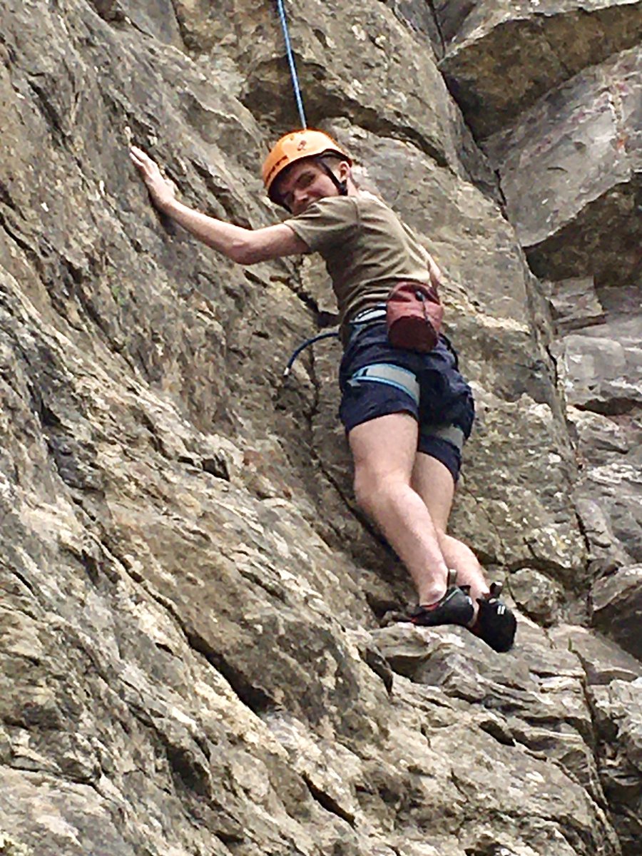 MC OA tweet media