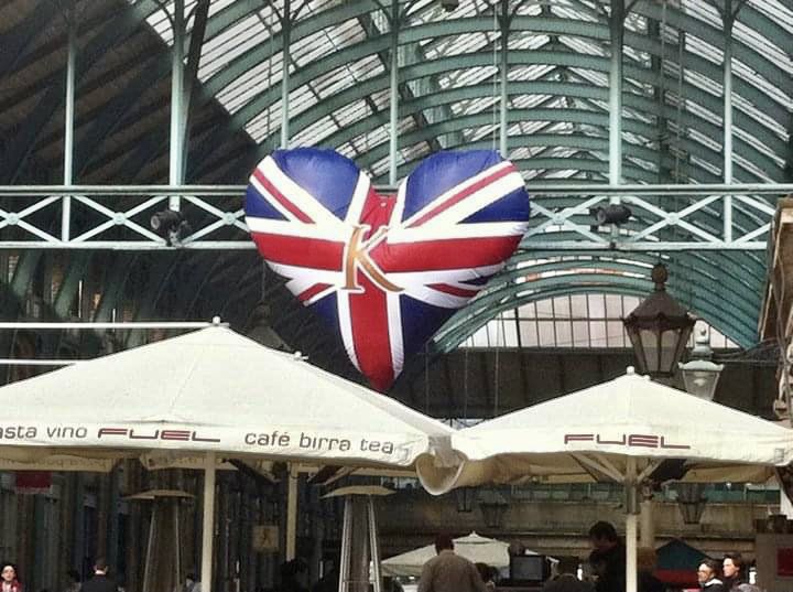 (These were taken in Covent Garden a couple of days before, but there were similar decorations up in Spitalfields & all over London - in all of the places where screens were to be put up for street parties etc. EVERYONE wanted to be able to celebrate this amazing day!) (20)