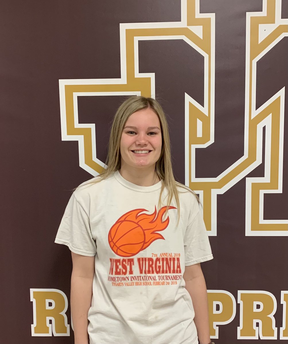 JMCounselors's tweet photo. Today we will be spotlighting Madeline Lucey who has decided to attend WVU with the goal of obtaining a degree in exercise physiology. Madeline has named Mrs. Yates as her greatest influence at JM. We wish you the best of luck!
#WVClimb
#CollegeBound
@CFWV
@WVGEARUP https://t.co/PuAwlQwaZZ