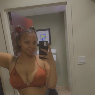 #NewProfilePic https://t.co/Bu9UlwhzUf<a href="/tag/newprofilepic"class="tags">#NewProfilePic</a>