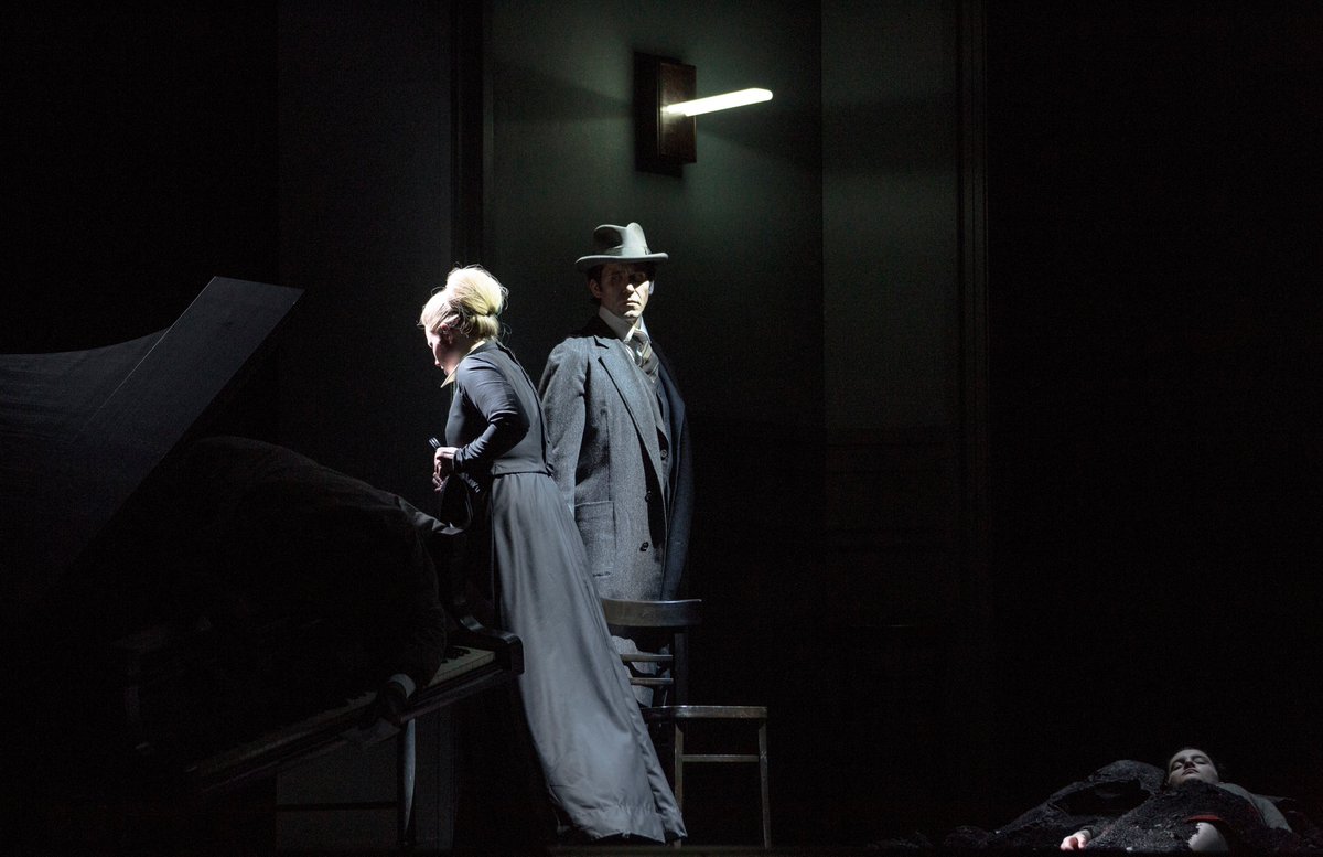 mezzo_tv's tweet photo. Demain à 20h30, en DIRECT sur Mezzo Live HD @mezzo_tv, la première du Tour d'écrou de Benjamin Britten d'après Henry James à @LaMonnaieDeMunt
https://t.co/oYqwCYc0SZ
@glassyben #AndreaBreth #SallyMatthews #EdLyon https://t.co/BTTKpfcMfP