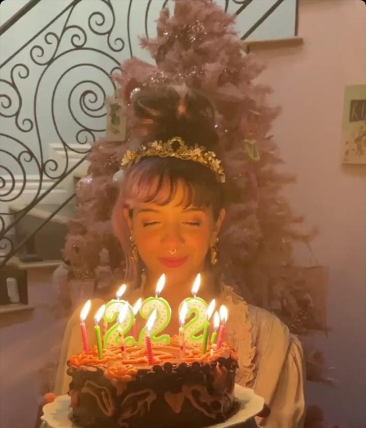 Happy birthday to lizzo and melanie martinez 