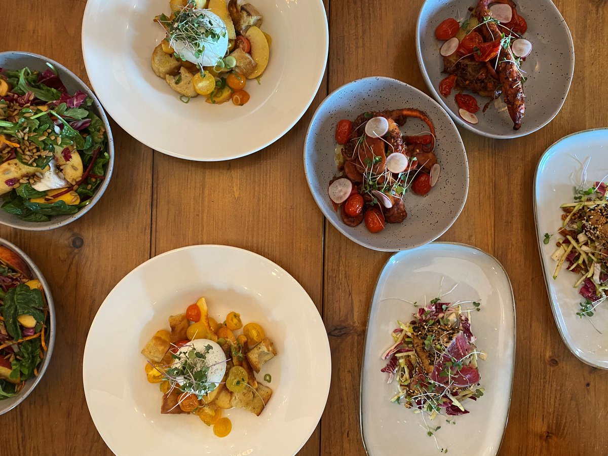 Le restaurant Les Fous-Braques se joint à la famille Terroir et Saveurs! Ce bistro situé dans Lanaudière a à cœur de mettre en valeur le savoir-faire des artisans de la région à travers ses plats et sa cuisine conviviale!

Pour plus d’info : bit.ly/3xein9g