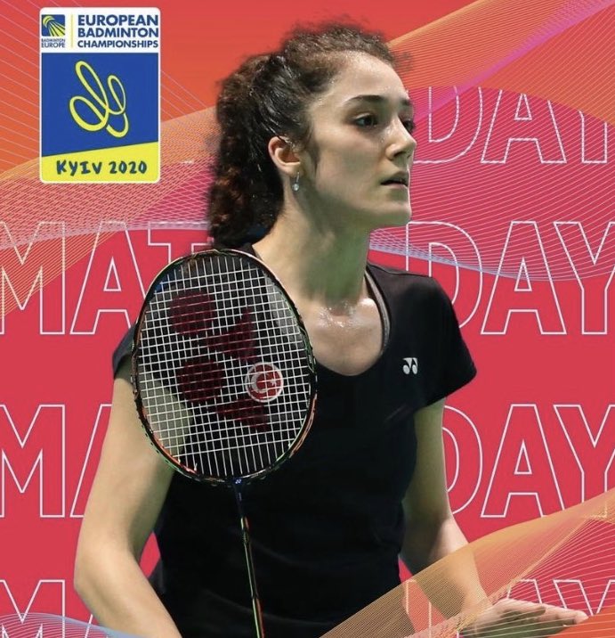 Ukrayna/Kiev 'de devam eden Büyükler Avrupa Şampiyonası'nın ikinci gününde Milli sporcumuz Neslihan Yiğit, Çek Cumhuriyetli rakibi Tereza Svabıkova'yı 2-0 mağlup ederek tek kadınlar kategorisinde bir üst tura yükseldi. 

Tebrikler Neslihan!🇹🇷