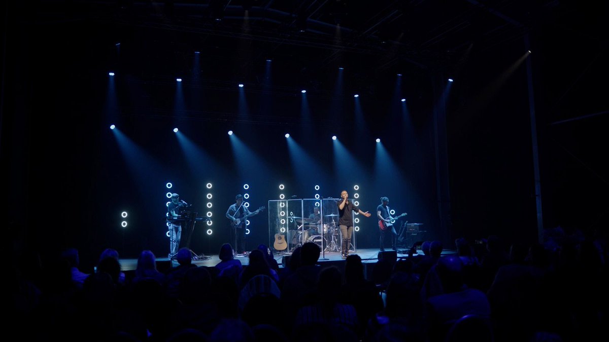 GLPimpression's tweet photo. Creative Light 1 creates dynamic atmosphere at David Vidano‘s concert

Jens Hillenkötter records the flexible LED system with pixel-mapping as perfect wherever spectacular visual effects are required.

#impressed #WGAF #KeepTheLightOn #CreativeLight1
👉 https://t.co/1mEnUMggMk https://t.co/6cJa9IF5wf