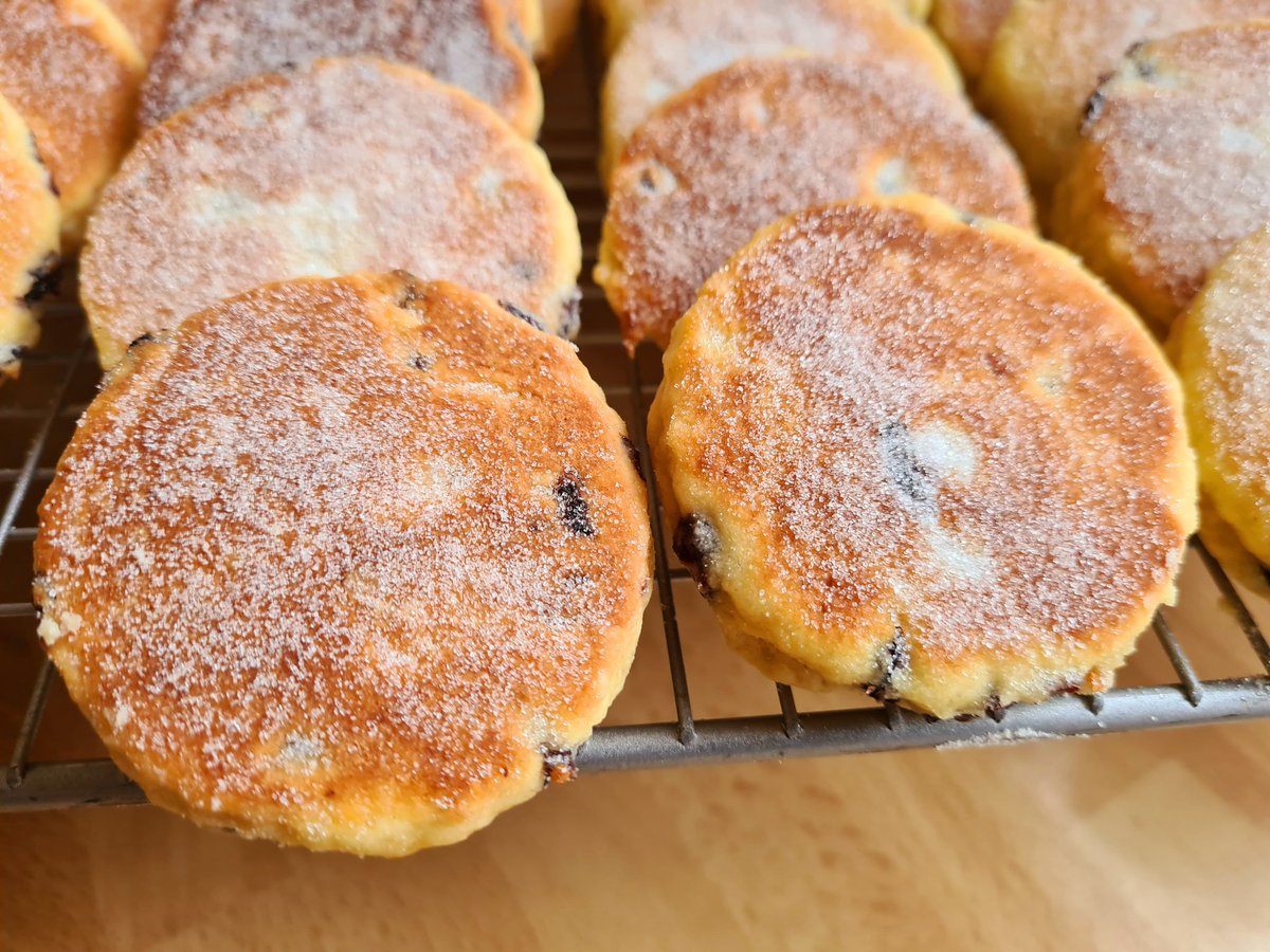 welshmummabear's tweet photo. Anyone for a welshcake?! ๐๐ #welshcakes #baking #bakestone #welshbaking #lovetobake #traditional https://t.co/hkGRXJ45Rr