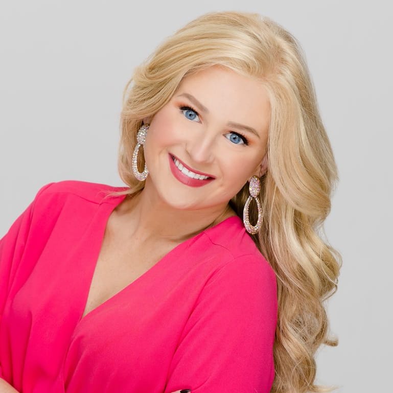 MissAkronCanton's tweet photo. #NewProfilePic @sylvartstudios https://t.co/vHBP0R7a3b