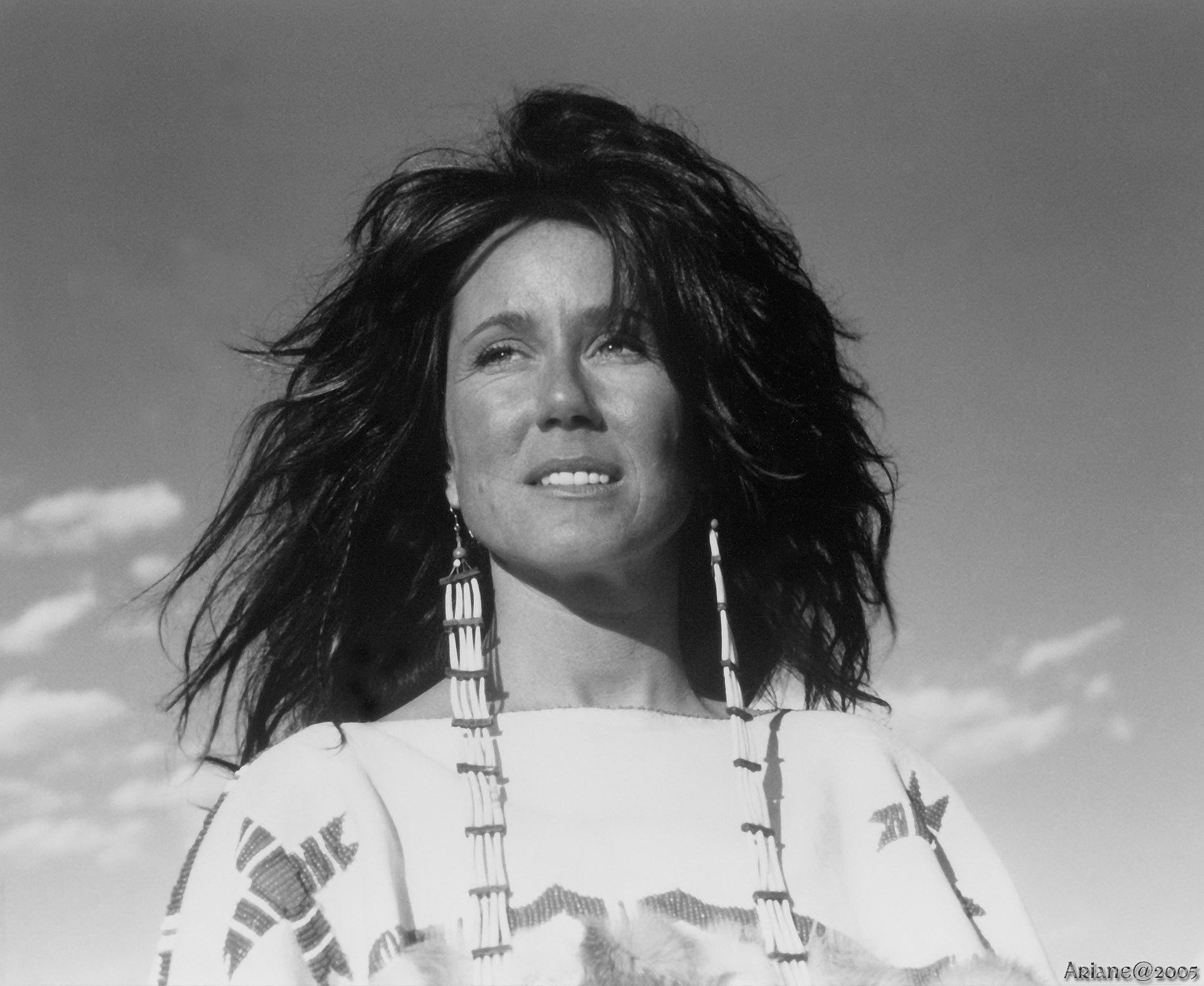 Happy birthday Mary McDonnell ! 