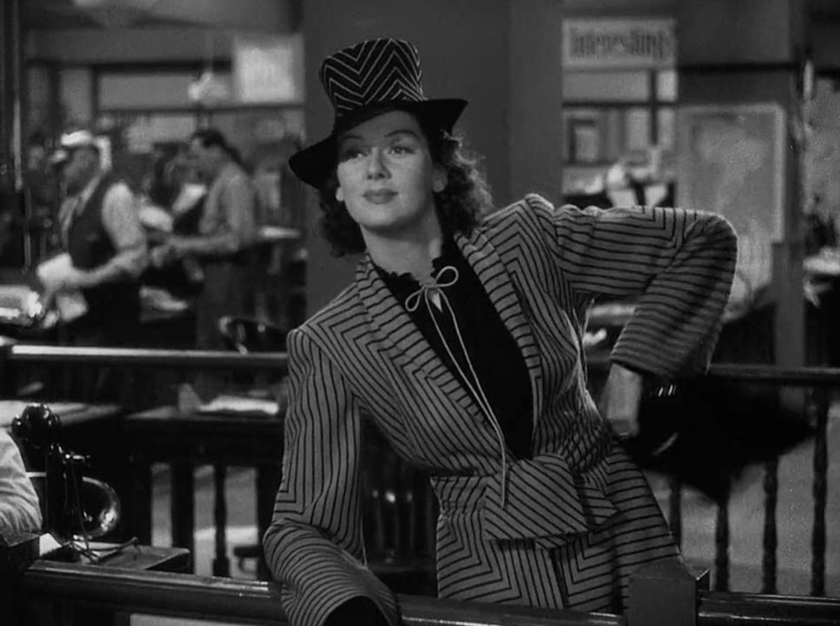 It's DAY 28 of highlighting comedy greats of the past and present!

Next up, Rosalind Russell!

Fav Russell role: Hildy Johnson in His Girl Friday (1940). 

#nationalhumormonth #rosalindrussell #hisgirlfriday #comedy