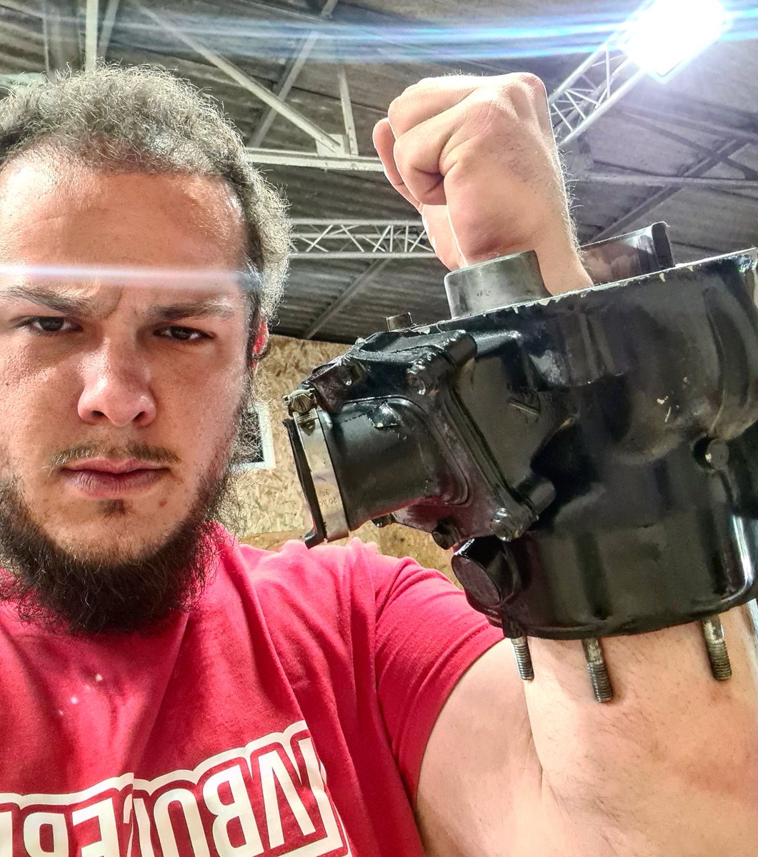 J'ai serrer ma 500 cr ....
#lulu
#boiserie