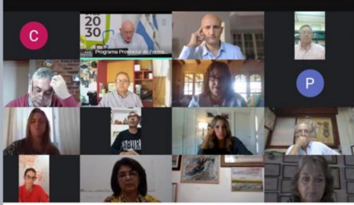 Continuamos realizando los Plenarios de los Consejos Regionales. 🗣 Ya concretamos las reuniones correspondientes a las regiones #Capital, #TierraColorada y #CentroSur.  En ellos analizamos los proyectos que en poco tiempo conformarán nuestro nuevo Pacto Correntino. ✍️