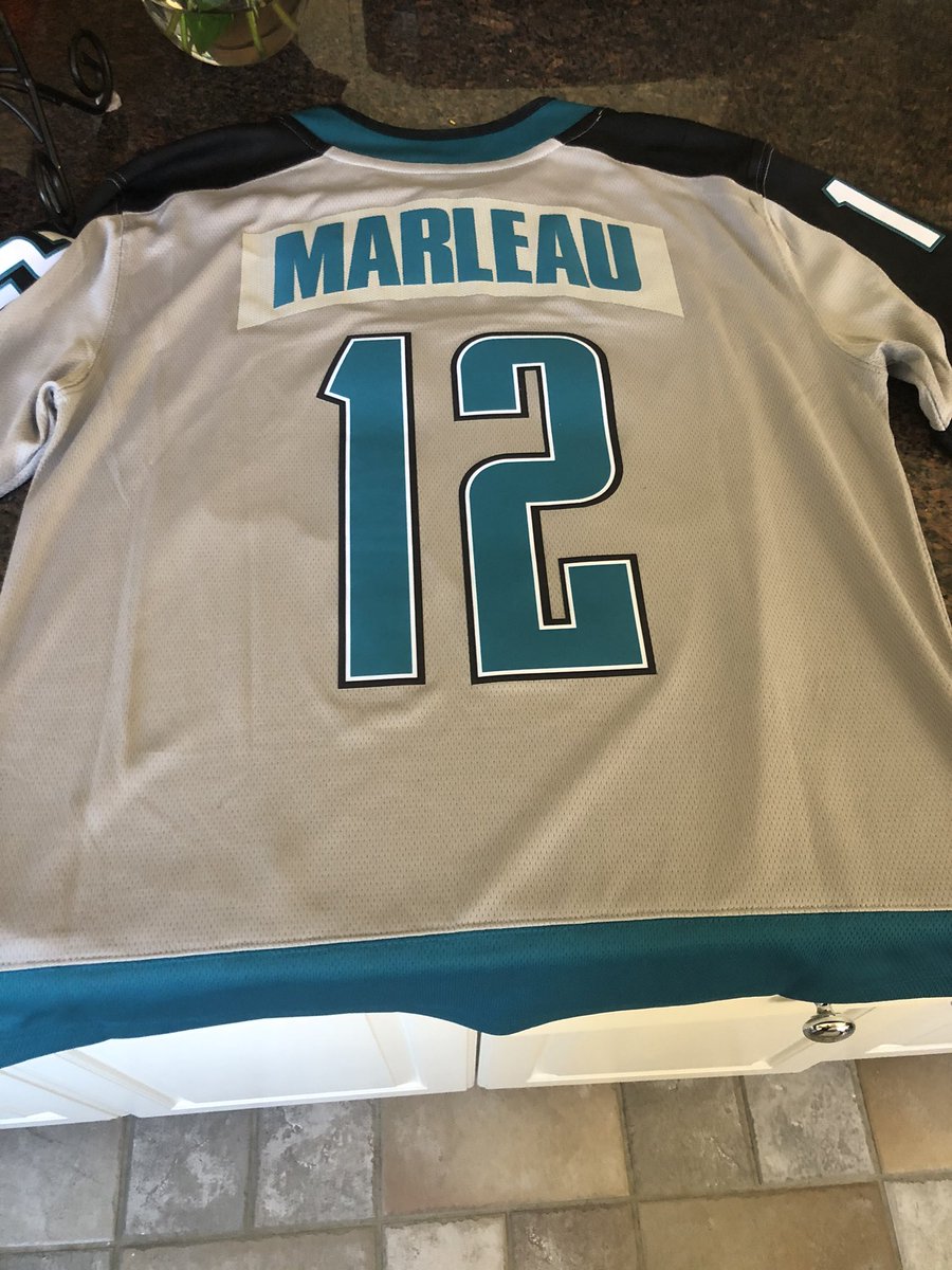 New Jersey time!!! San Jose Sharks reverse retro, I chose an absolute legend and my favorite hockey player on the back, Patrick Marleau! #SJSharks #HistoryMarleaud