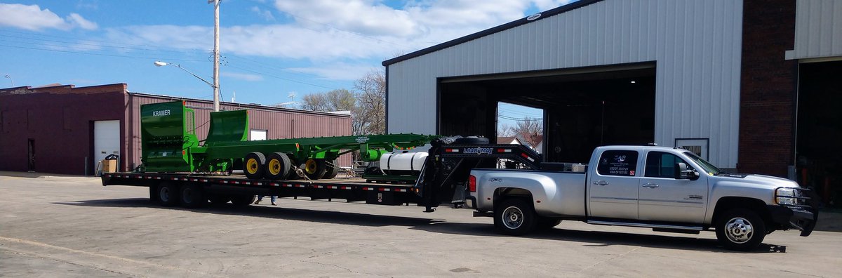 KramerRanchHand's tweet photo. Kramer Ranch-Hand BP660 Bale Processor with a protein tank heading to Lemasa Texas. https://t.co/WmUh32DFkB