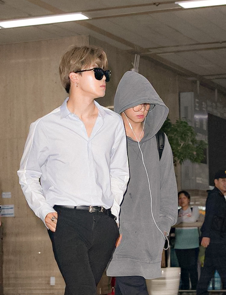 jikookarchive's tweet photo. this jimin and jungkook was something else https://t.co/nWfVUJDigw
