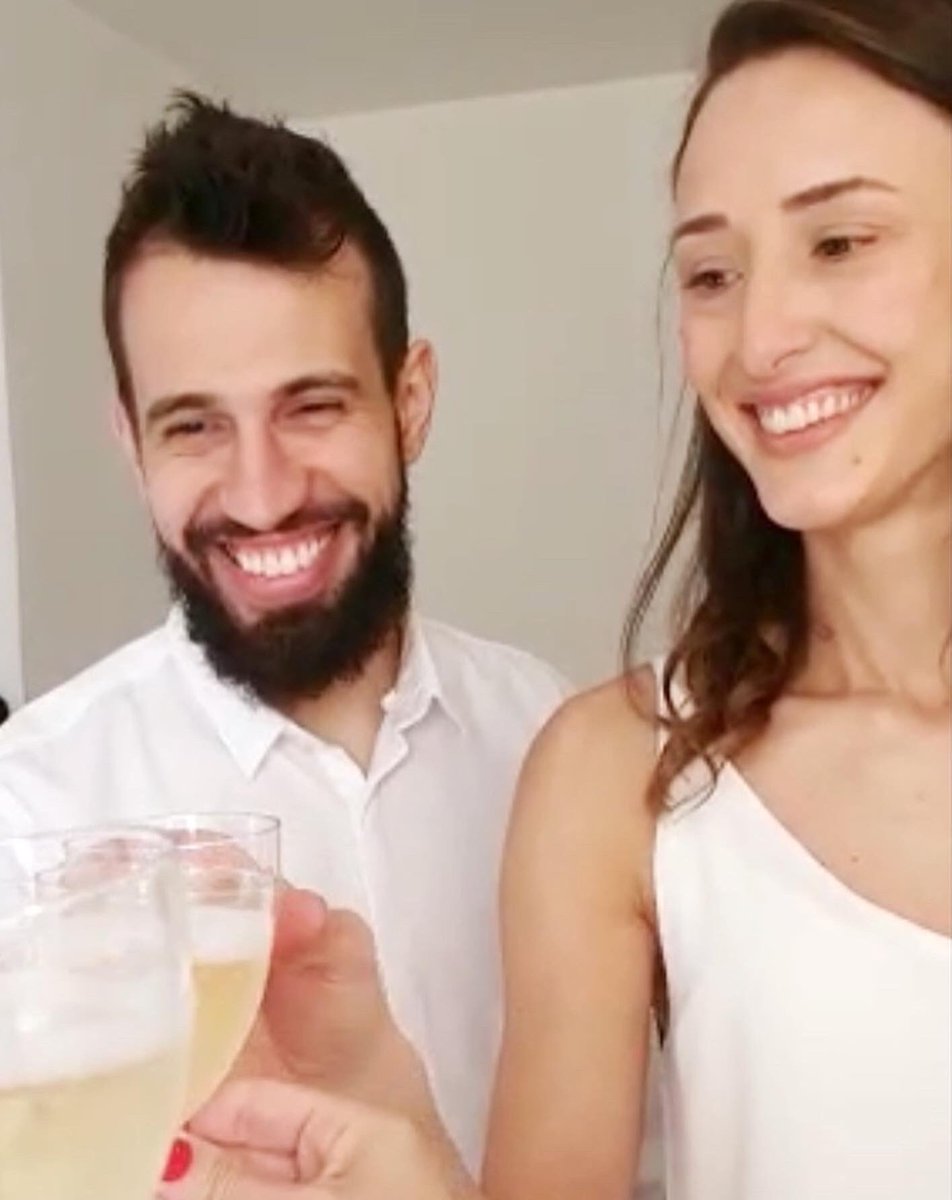Mr. &amp; Mrs. Lixandrão 🤵🏻‍♂️🥂👰🏼‍♀️
🤍🤍🤍
Ready for next steps 🛫 and spending a lifetime together 👩🏼‍🤝‍👨🏻