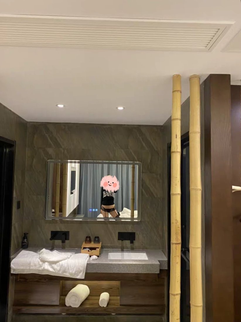 lilit1736's tweet photo. 续��活动
#贱货 #鸡巴套子 #反差婊 #肉便器 #吞精 #羞辱 #骚货 #婊子 #母狗 #公交车 #堕落  #性瘾  #辱骂 #反差  #变态 #强奸 #内射 #淫娃 #颜射  #贱畜 #侮辱 https://t.co/T1CeYSq0VG