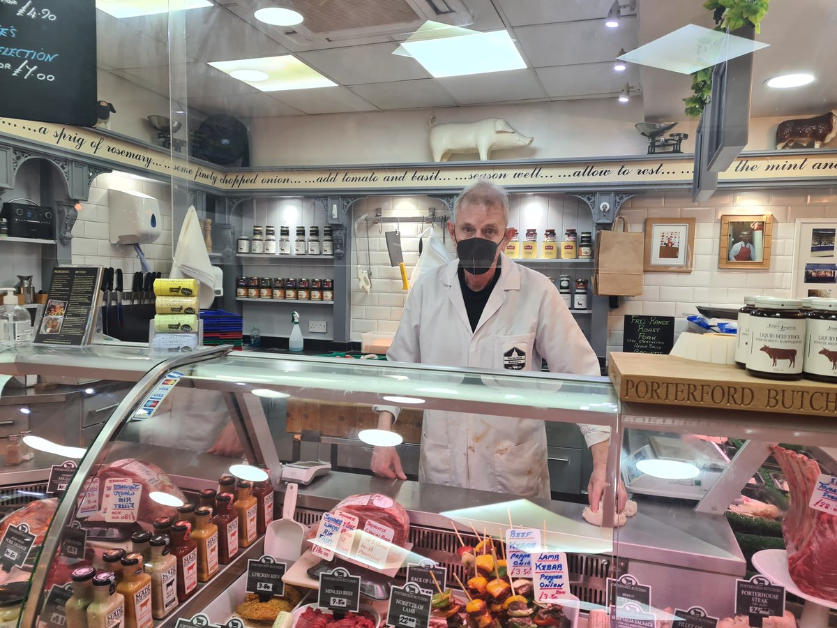 CheapsideBA's tweet image. Great to see such a buzz in the #CityofLondon today! Check out the queues outside @Porterfords Butchers 🍖 🍗 
What's your favourite Cheapside business? 
@LDNLoveAffair