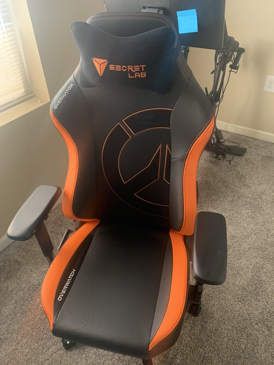 Love the new chair. Worth the money #Secretlab <a href="/secretlabchairs/">Secretlab</a>