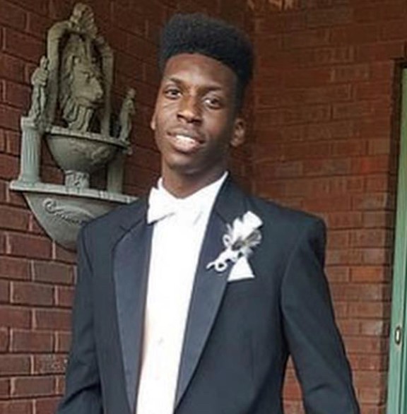 65. Emantic Fitzgerald (EJ) Bradford Jr., age 21, died Nov. 22, 2018Cops were called to a mall shooting & mistook EJ for the shooter. He was not involved he just happened to be near the crime scene. He legally owned weapon, but that made no difference. #EJbradford  #sayhisname