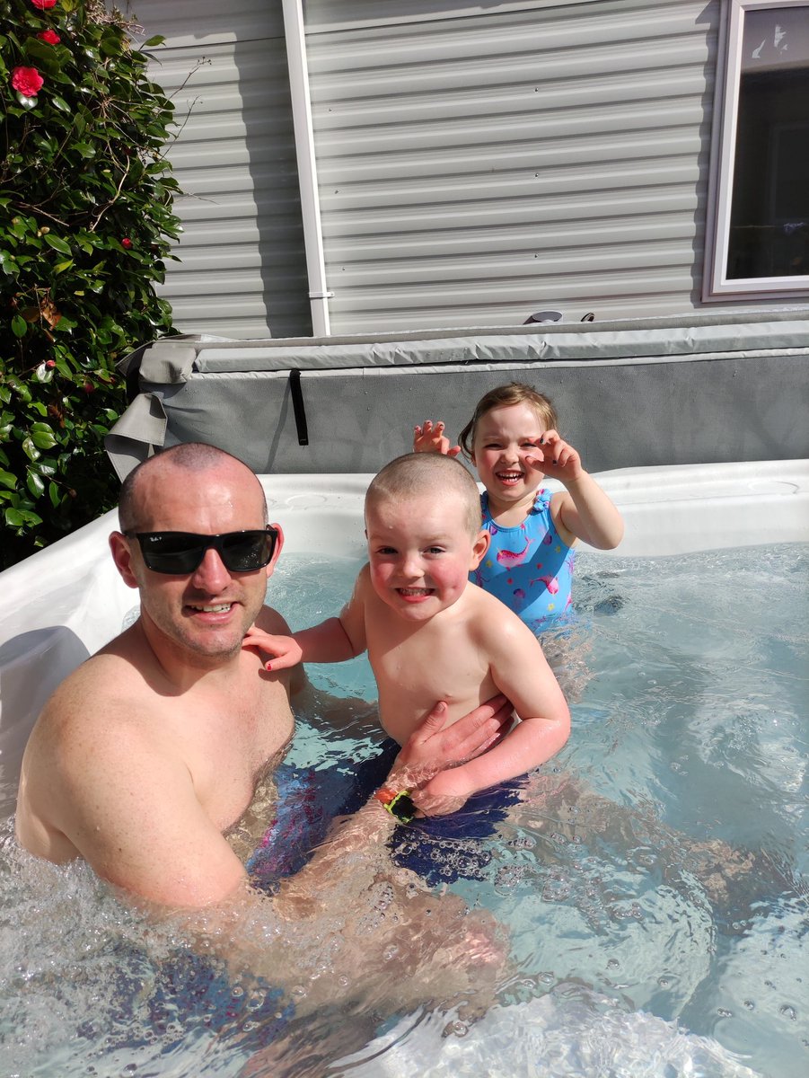 aledgodfrey's tweet photo. @MrsDavie1 @RogPrmSch @ROGERSTONENURS1 @misscol123 He definitely loves a hot tub! 😍 He's our little rainbow and brings a smile to our faces everyday! https://t.co/FgSyYybOwg