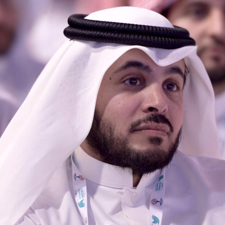 saifalshidhani's tweet image. الكفاءات الإعلامية.. عنصر قوة لأي بلد. 

في الأيام الماضية القريبة تفوق نموذجان إعلاميان رائعان في المملكة السعودية.

-برنامج واحد مثل ( #سين)  قلب الصورة الذهنية عن السعودية.
-ومحاور بارع مثل ( #المديفر) عبر لقاء واحد  صنع أصداء إعلامية قوية.
قد تتفوق على جهد مؤسسات كاملة.